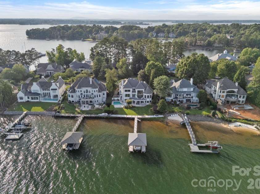 18408 Harbor Light Boulevard, Cornelius, NC 28031.  MLS# CAR4357747, YatesRealty ID 10459. 