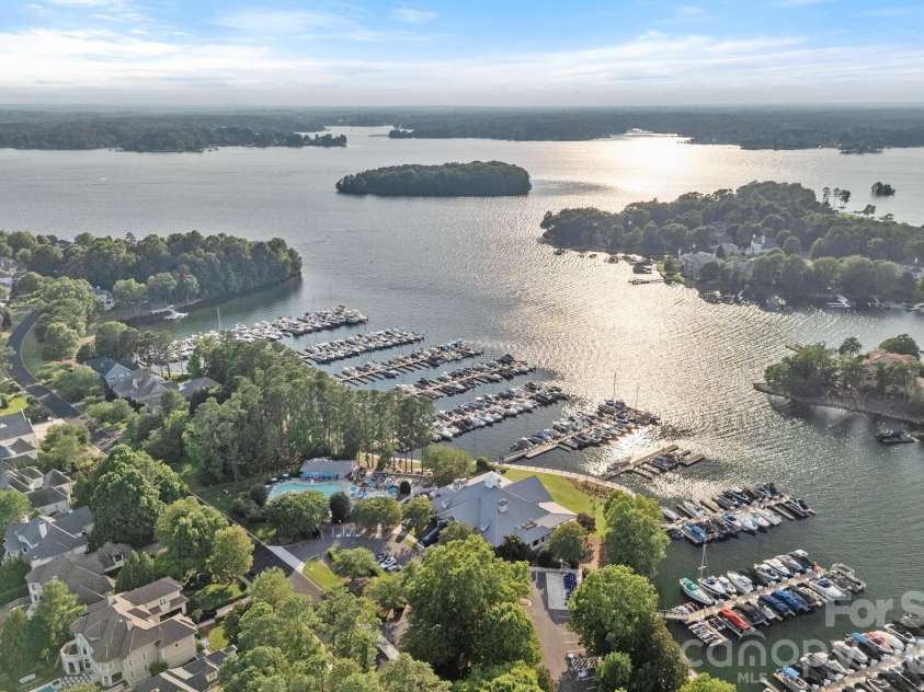 18408 Harbor Light Boulevard, Cornelius, NC 28031.  MLS# CAR4357747, YatesRealty ID 10459. 