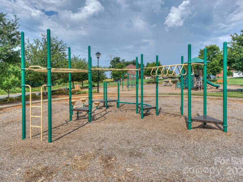 626 Lorain Avenue, Concord, NC 28027.  MLS# CAR4213085, YatesRealty ID 10459. 