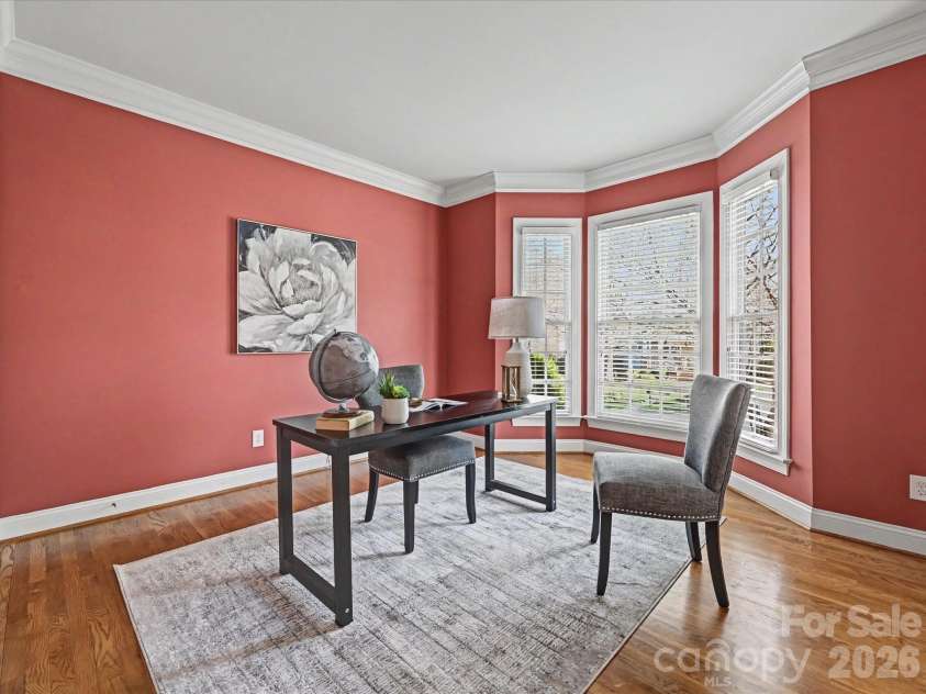306 Ashby Drive, Davidson, NC 28036.  MLS# CAR4358205, YatesRealty ID 10461. Spacious office on the main level with crown molding and large bay windows