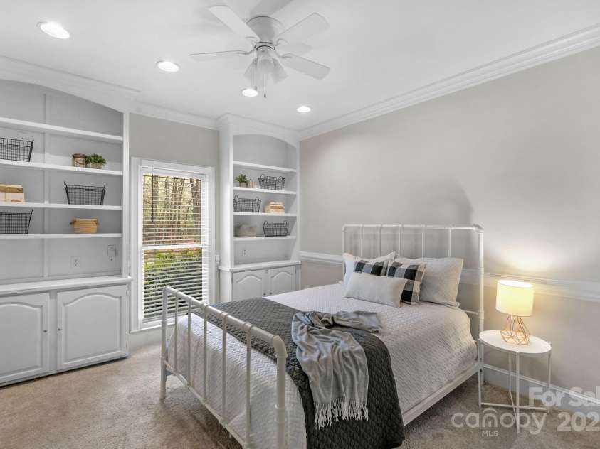 5750 Hemby Road, Matthews, NC 28104.  MLS# CAR4243817, YatesRealty ID 10461. First Floor Den/Bed