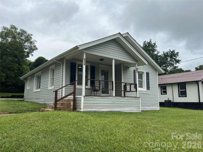 346 Cleghorn Street, Rutherfordton, NC 28139.  MLS# CAR4427284, YatesRealty ID 10462. 