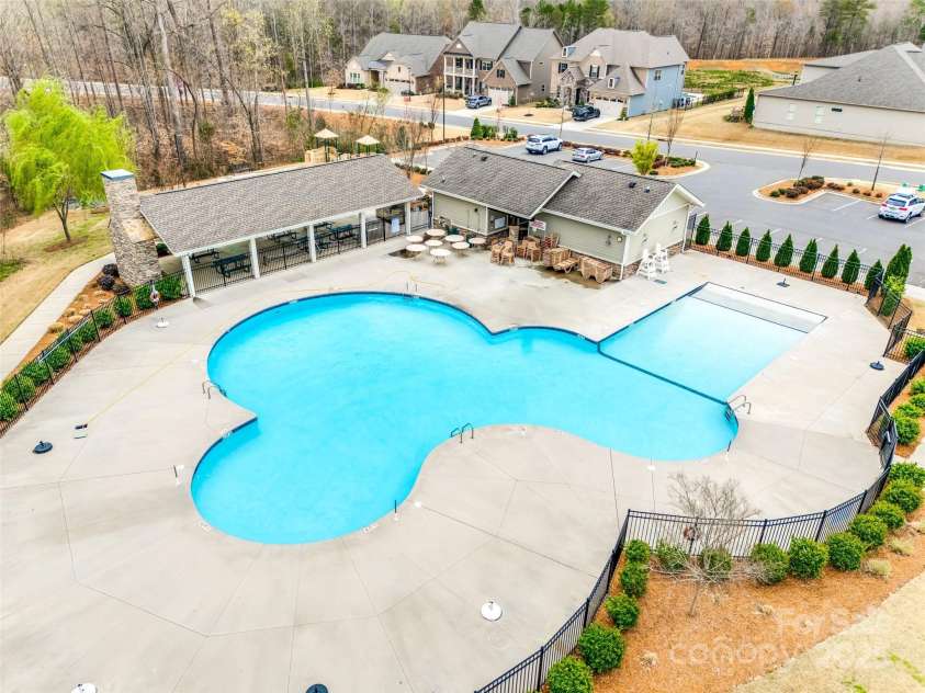 6207 Majesty Court, Fort Mill, SC 29707.  MLS# CAR4239114, YatesRealty ID 10462. 