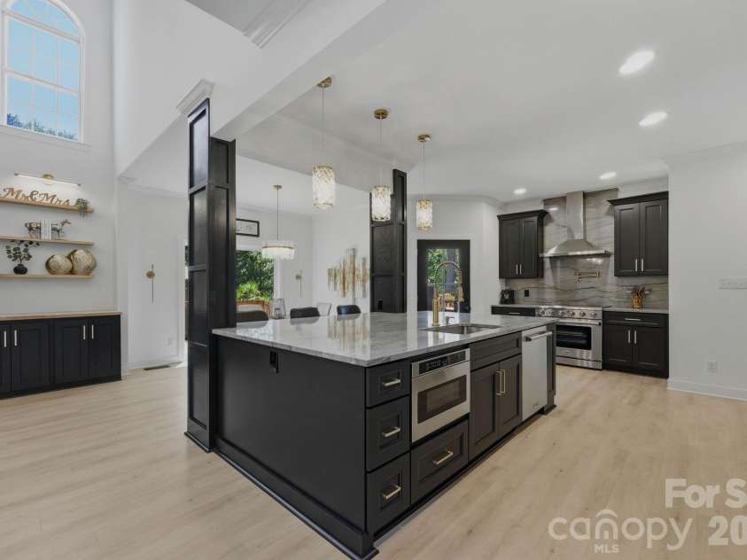 115 Turbyfill Road, Mooresville, NC 28117.  MLS# CAR4401261, YatesRealty ID 10464. 