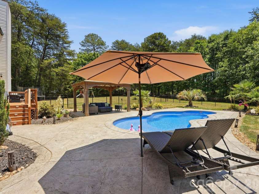 115 Turbyfill Road, Mooresville, NC 28117.  MLS# CAR4401261, YatesRealty ID 10464. 