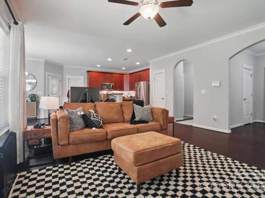 2113 London Lane, Belmont, NC 28012.  MLS# CAR4248376, YatesRealty ID 10464. 