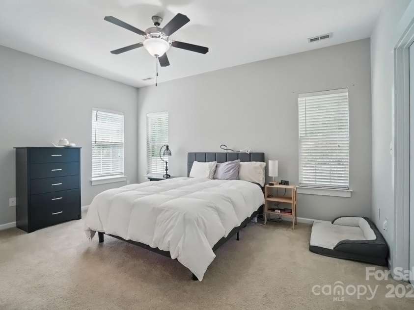 2113 London Lane, Belmont, NC 28012.  MLS# CAR4248376, YatesRealty ID 10464. 