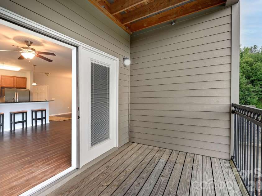 142 Brickton Village Circle, Fletcher, NC 28732.  MLS# CAR4388308, YatesRealty ID 10465. 