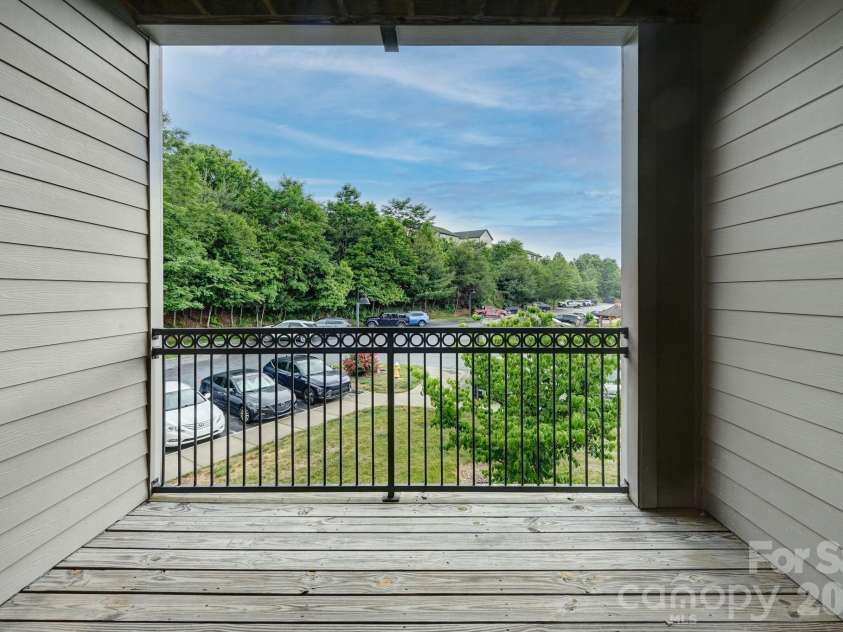 142 Brickton Village Circle, Fletcher, NC 28732.  MLS# CAR4388308, YatesRealty ID 10465. 
