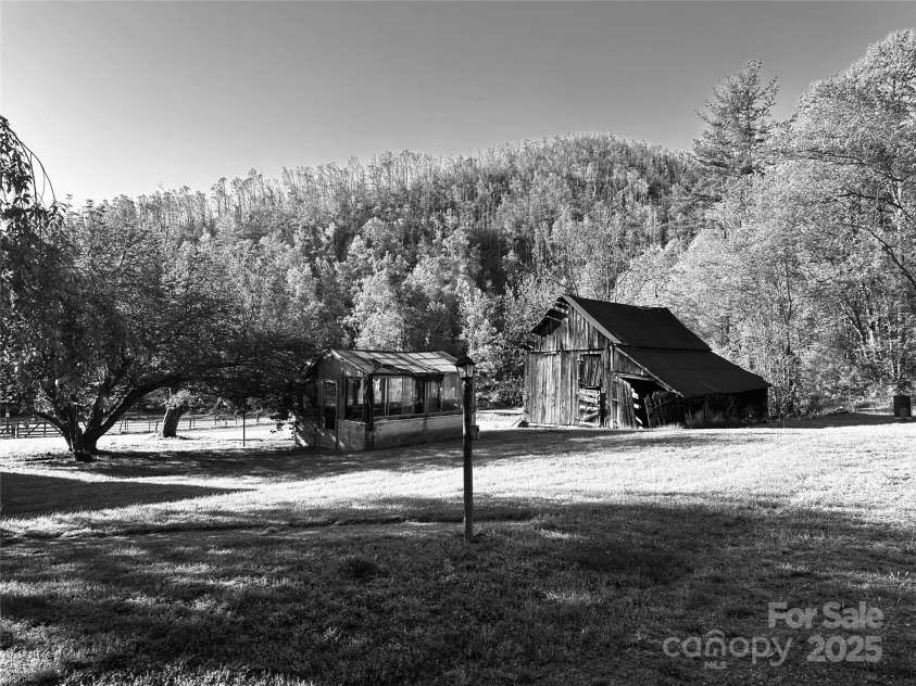 223 Shope Creek Road, Asheville, NC 28805.  MLS# CAR4252383, YatesRealty ID 10465. 