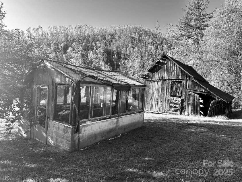 223 Shope Creek Road, Asheville, NC 28805.  MLS# CAR4252383, YatesRealty ID 10465. 