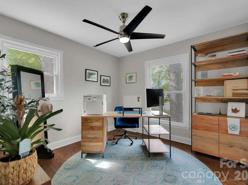 5201 Amity Place, Charlotte, NC 28212.  MLS# CAR4367578, YatesRealty ID 10466. 