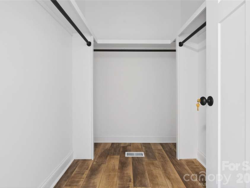 144 Tranquility Lane, Harmony, NC 28634.  MLS# CAR4366064, YatesRealty ID 10470. Walk in closet