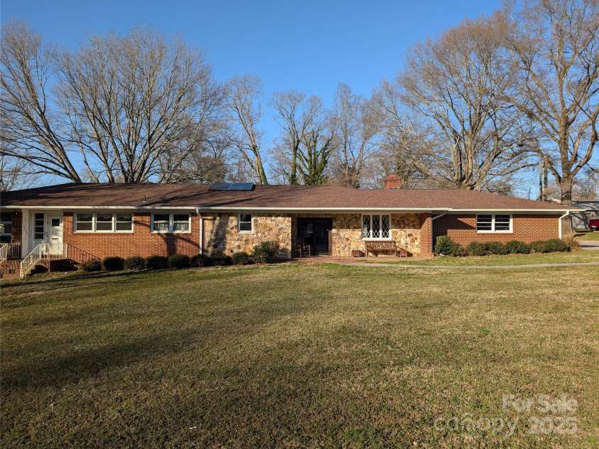 1807 Brantley Road, Kannapolis, NC 28083.  MLS# CAR4221445, YatesRealty ID 10470. Front Yard & Front of Home