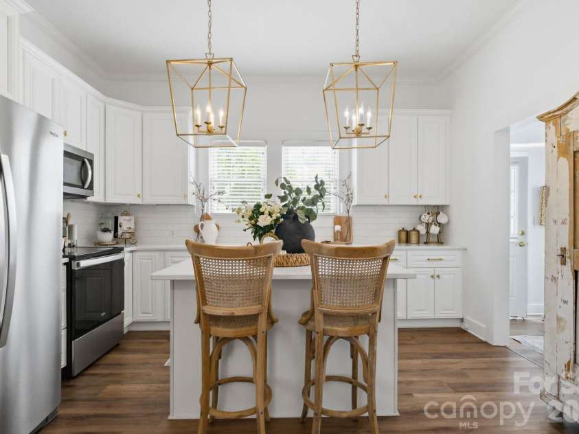 205 S Rose Avenue, Kannapolis, NC 28083.  MLS# CAR4367573, YatesRealty ID 10471. 