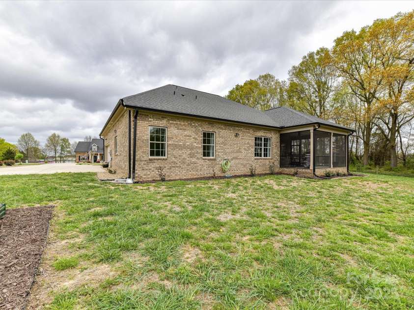 3012 Ocean Drive, Monroe, NC 28110.  MLS# CAR4241460, YatesRealty ID 10471. 