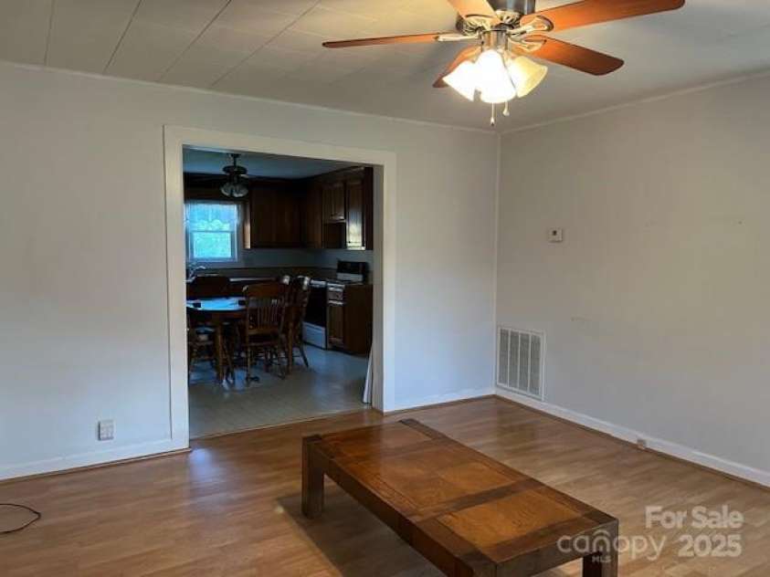 70 3rd Street, Marion, NC 28752.  MLS# CAR4253411, YatesRealty ID 10472. 