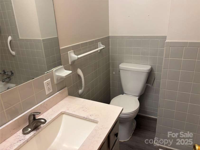 105 Cooper Drive, Nebo, NC 28761.  MLS# CAR4254623, YatesRealty ID 10473. 