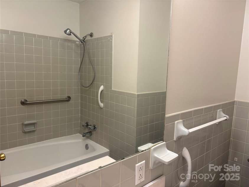 105 Cooper Drive, Nebo, NC 28761.  MLS# CAR4254623, YatesRealty ID 10473. 