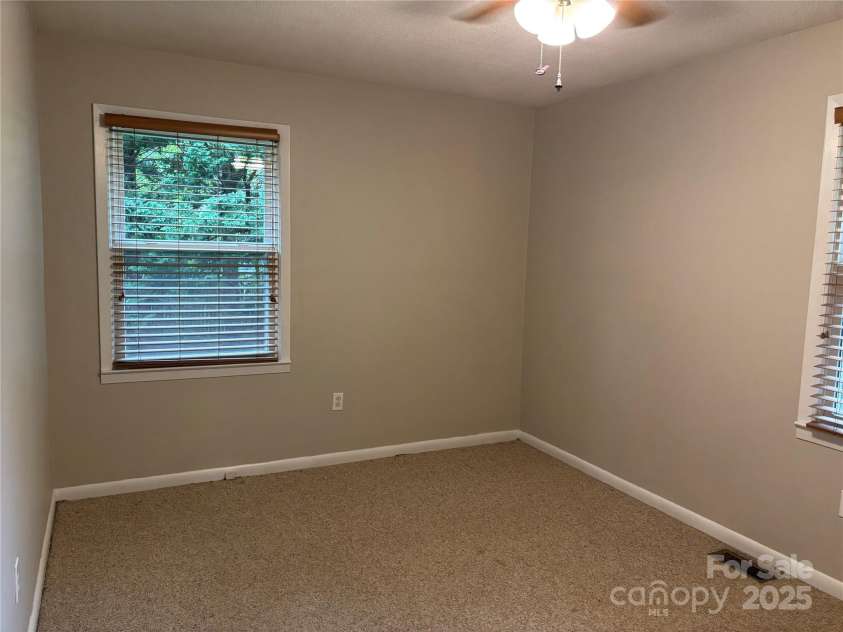 105 Cooper Drive, Nebo, NC 28761.  MLS# CAR4254623, YatesRealty ID 10473. 