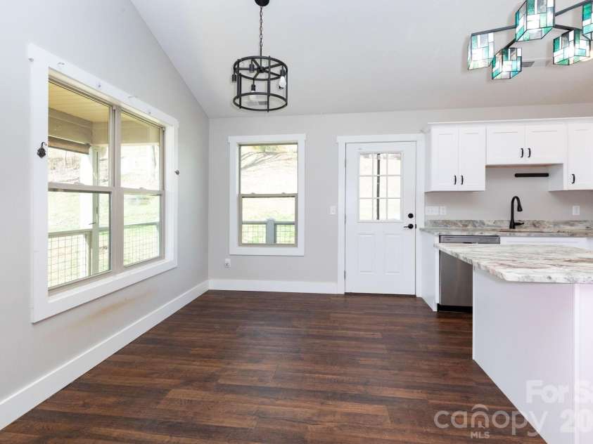 7 Ruff Road, Leicester, NC 28748.  MLS# CAR4354507, YatesRealty ID 10473. 