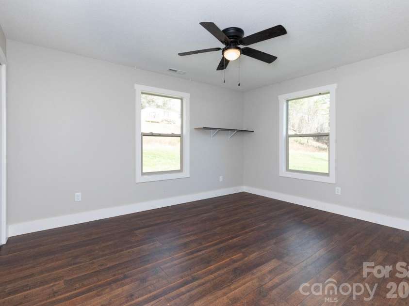 7 Ruff Road, Leicester, NC 28748.  MLS# CAR4354507, YatesRealty ID 10473. 