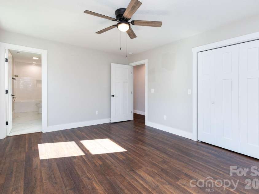 7 Ruff Road, Leicester, NC 28748.  MLS# CAR4354507, YatesRealty ID 10473. 