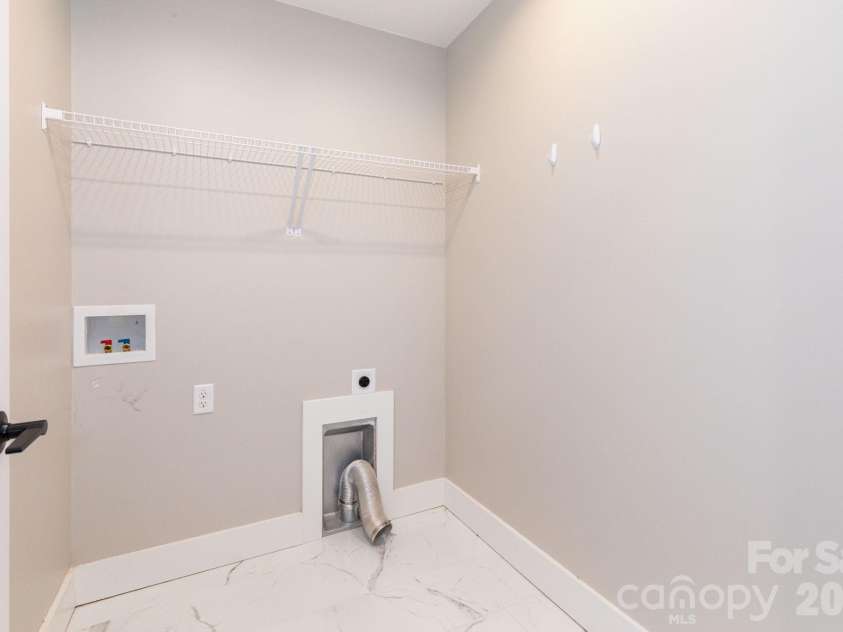 7 Ruff Road, Leicester, NC 28748.  MLS# CAR4354507, YatesRealty ID 10473. 