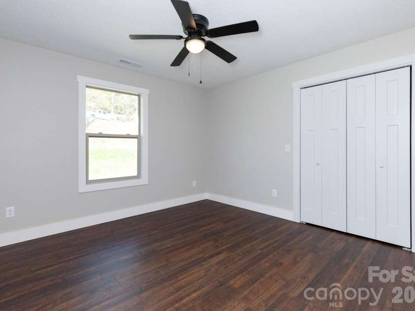 7 Ruff Road, Leicester, NC 28748.  MLS# CAR4354507, YatesRealty ID 10473. 