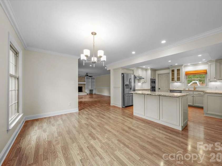 207 Williamsburg Lane, Wadesboro, NC 28170.  MLS# CAR4364530, YatesRealty ID 10474. Dining Area
