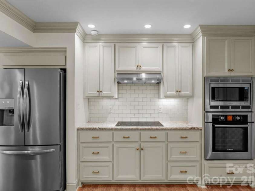207 Williamsburg Lane, Wadesboro, NC 28170.  MLS# CAR4364530, YatesRealty ID 10474. Kitchen
