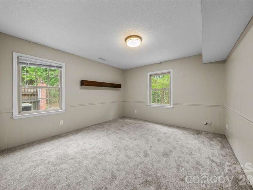 207 Williamsburg Lane, Wadesboro, NC 28170.  MLS# CAR4364530, YatesRealty ID 10474. Main Floor Bedroom