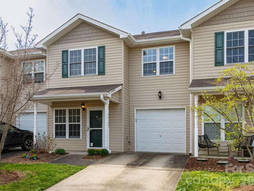 30 Chesire Way, Fletcher, NC 28732.  MLS# CAR4363871, YatesRealty ID 10475. 