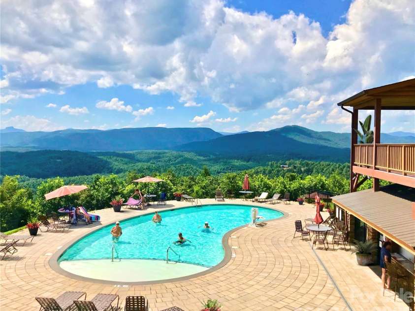 1416 High Valley Way, Lenoir, NC 28645.  MLS# CAR4353473, YatesRealty ID 10476. 