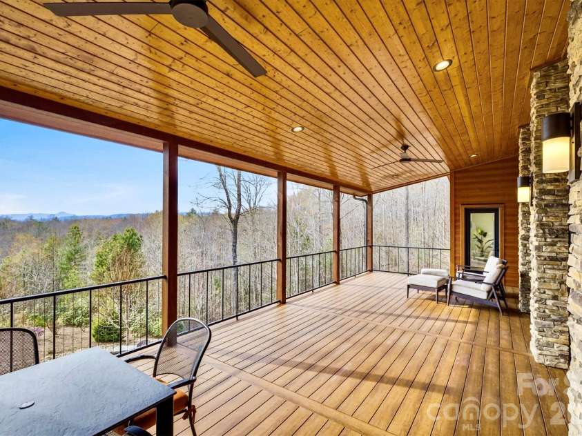 1416 High Valley Way, Lenoir, NC 28645.  MLS# CAR4353473, YatesRealty ID 10476. 