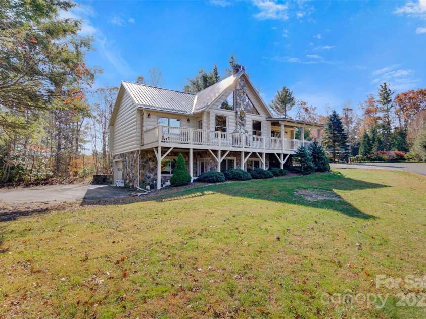 969 Twin Bridges Drive, Fleetwood, NC 28626.  MLS# CAR4254441, YatesRealty ID 10476. 