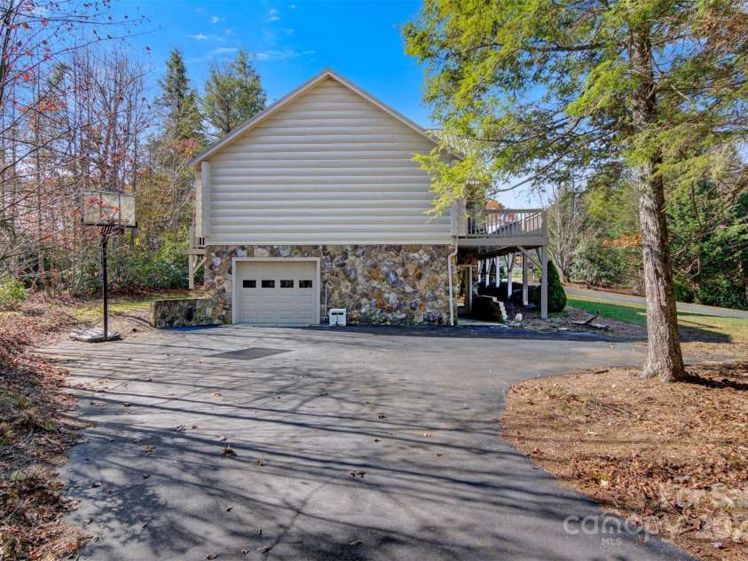 969 Twin Bridges Drive, Fleetwood, NC 28626.  MLS# CAR4254441, YatesRealty ID 10476. 