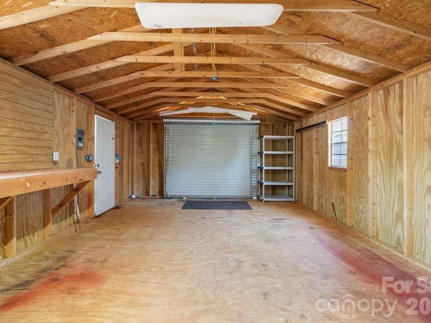 93 English Drive, Candler, NC 28715.  MLS# CAR4361950, YatesRealty ID 10477. 