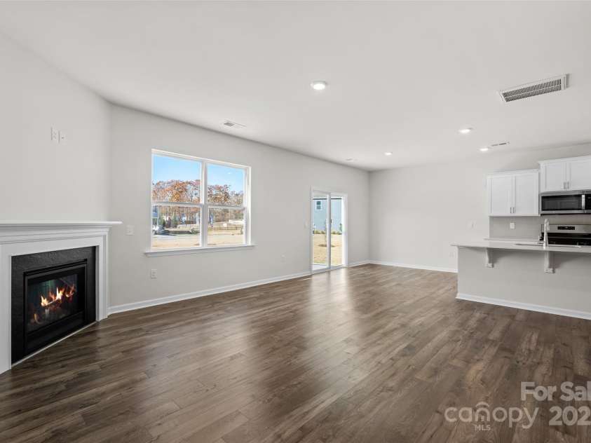 619 Country Oak Drive, Asheville, NC 28804.  MLS# CAR4254810, YatesRealty ID 10478. Photos are representative