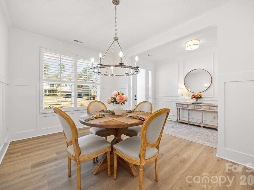 13810 Derby Farm Lane, Charlotte, NC 28278.  MLS# CAR4363258, YatesRealty ID 10479. 