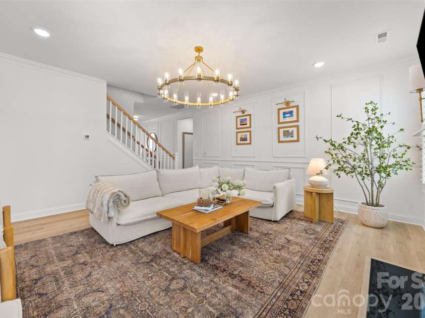 13810 Derby Farm Lane, Charlotte, NC 28278.  MLS# CAR4363258, YatesRealty ID 10479. 