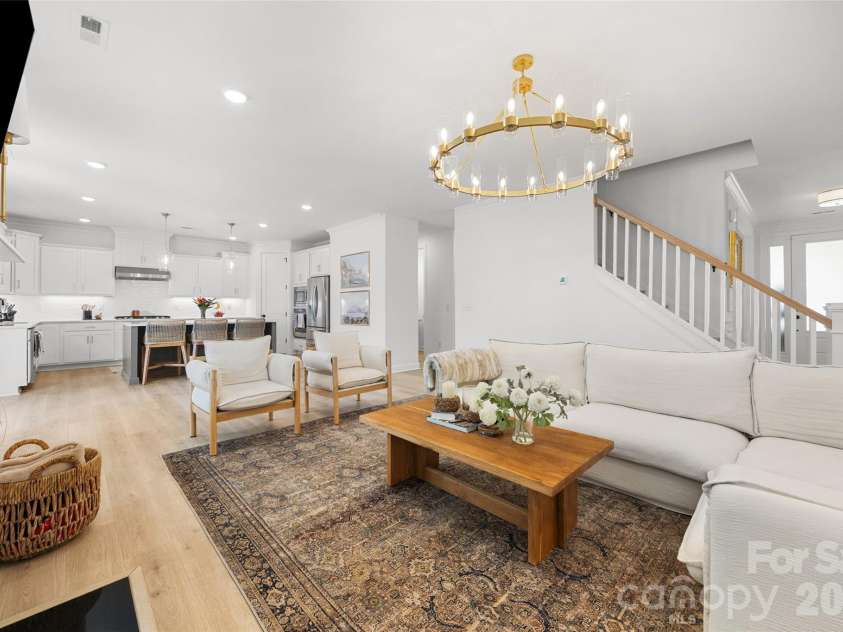 13810 Derby Farm Lane, Charlotte, NC 28278.  MLS# CAR4363258, YatesRealty ID 10479. 