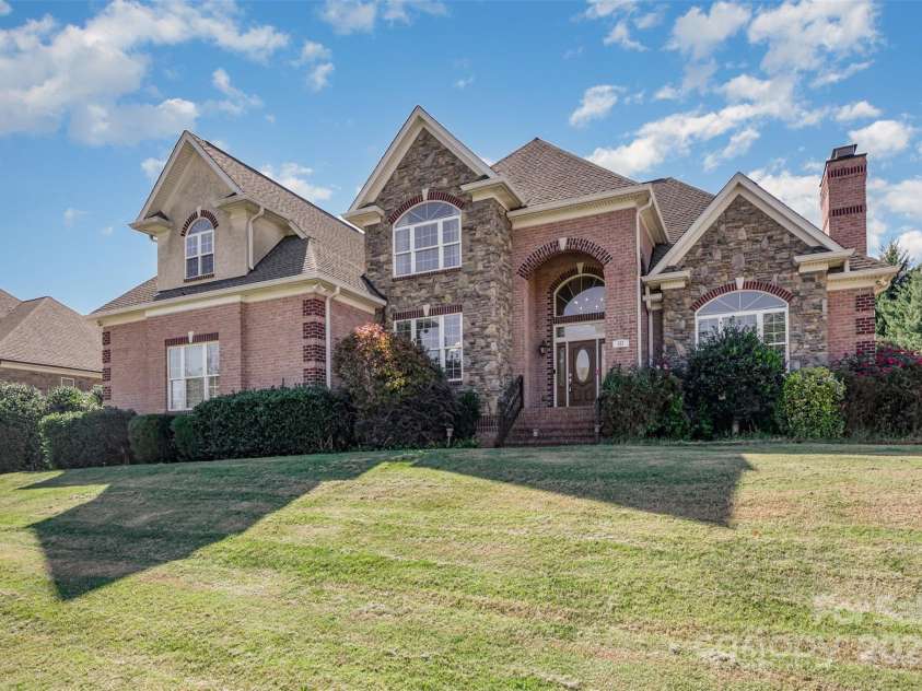 132 Sink Farm Road, Mooresville, NC 28115.  MLS# CAR4314790, YatesRealty ID 1048. 