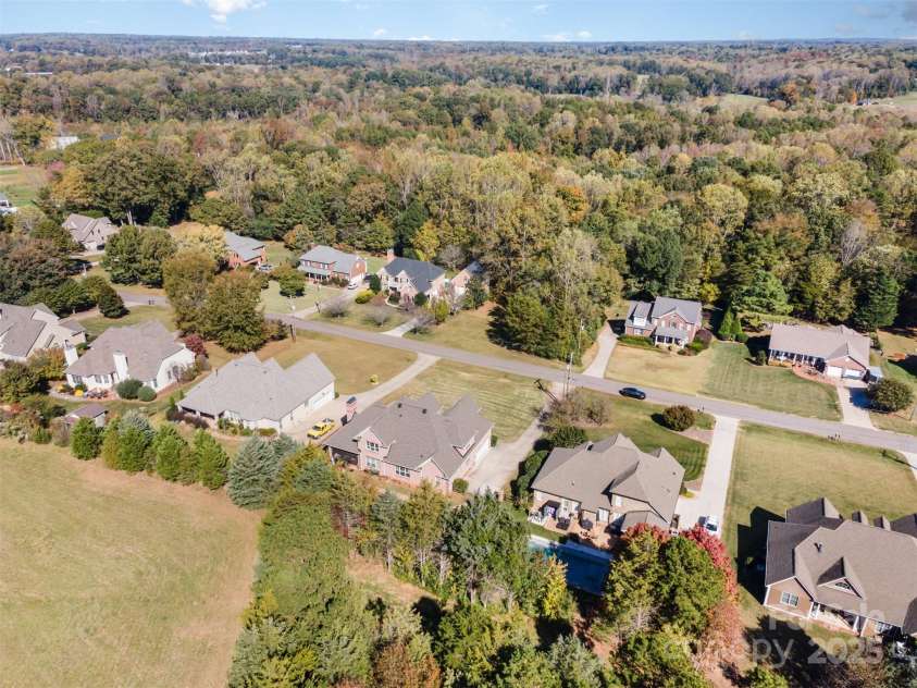 132 Sink Farm Road, Mooresville, NC 28115.  MLS# CAR4314790, YatesRealty ID 1048. 