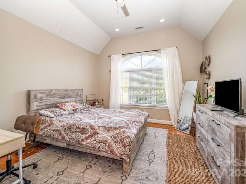 132 Sink Farm Road, Mooresville, NC 28115.  MLS# CAR4314790, YatesRealty ID 1048. Bedroom