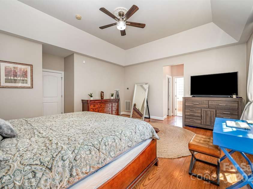 132 Sink Farm Road, Mooresville, NC 28115.  MLS# CAR4314790, YatesRealty ID 1048. Primary Bedroom