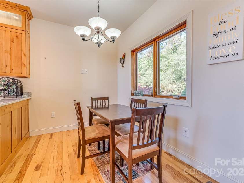 284 Mt. Mitchell Drive, Burnsville, NC 28714.  MLS# CAR4254446, YatesRealty ID 10481. 