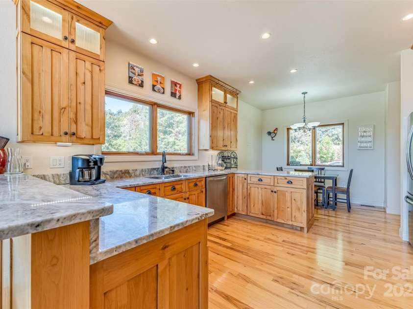 284 Mt. Mitchell Drive, Burnsville, NC 28714.  MLS# CAR4254446, YatesRealty ID 10481. 