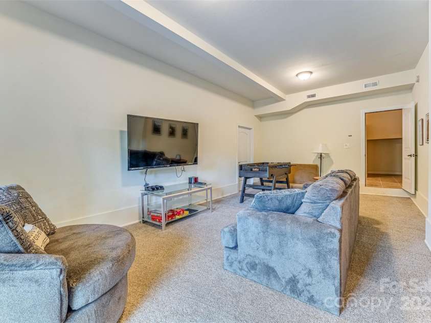 284 Mt. Mitchell Drive, Burnsville, NC 28714.  MLS# CAR4254446, YatesRealty ID 10481. 
