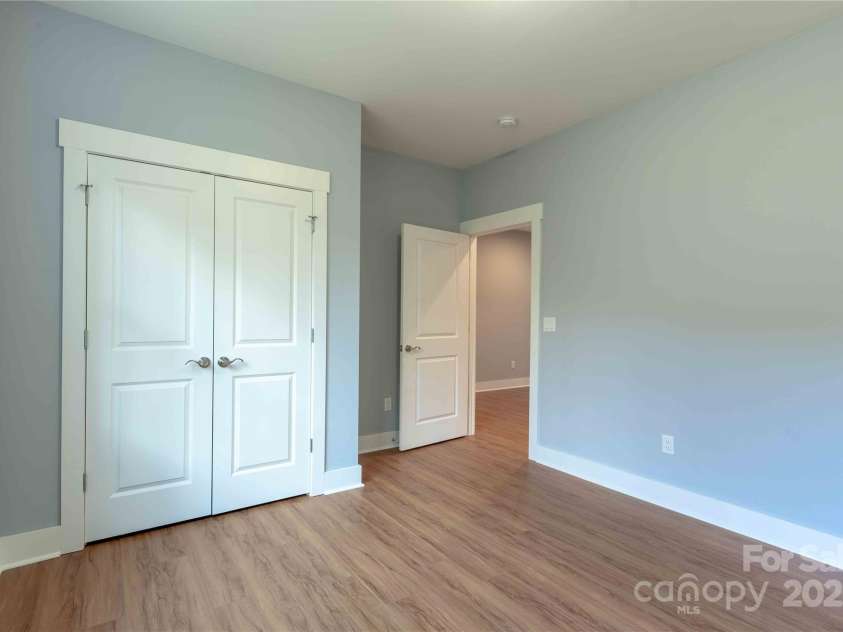 2637 Bowden Lane, Hendersonville, NC 28792.  MLS# CAR4197683, YatesRealty ID 10482. BR